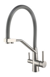 Смеситель VIKO V-5856 для кухни с гибким изливом и подключением к фильтру 2 в 1 (нержавеющая сталь) картридж d35 мм, (корпус/излив: серебро/серый)