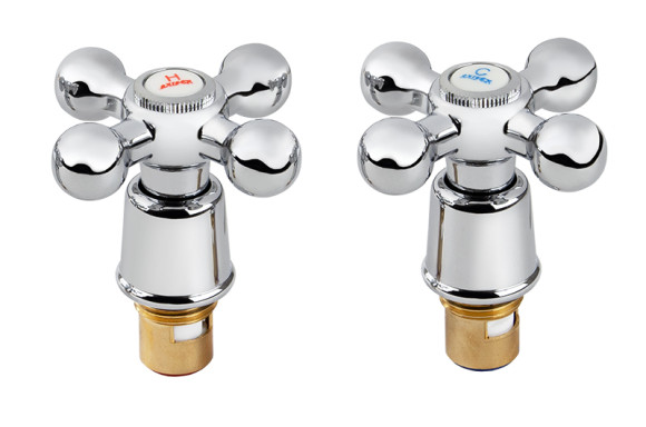 Маховик KAISER 7500 крест с кран-буксой с юбкой (пара)