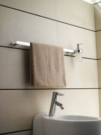 Полотенцедержатель Langberger хромированный к стене одинарный 40 см 24001A