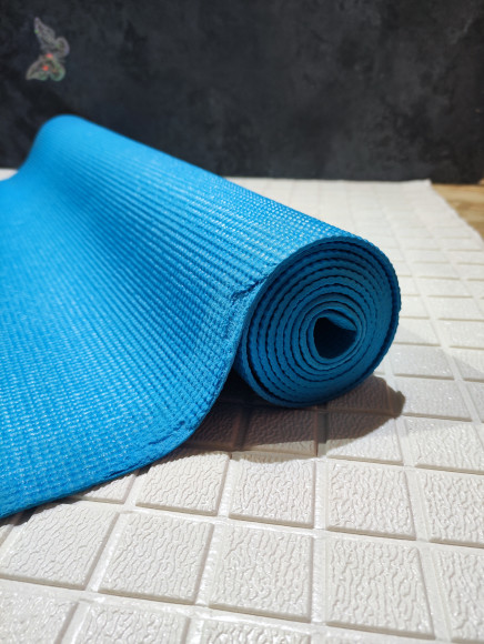 Уценка 1 Коврик Starfit для йоги фитнеса нескользящий ПВХ синий