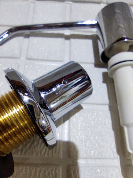 Уценка 1 Дозатор KAISER KH-3024 SB встраиваемый в мойку