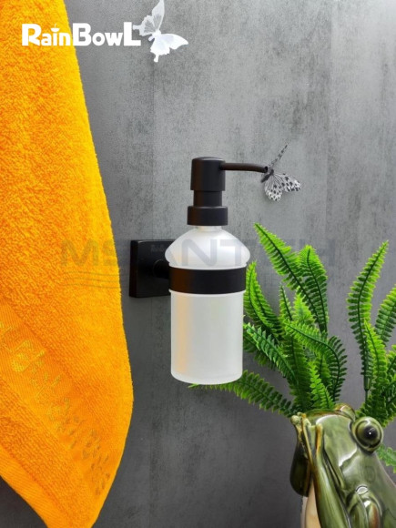 Диспенсер Rainbowl 2788- BP CUBE для ванной стекло настенный черный матовый Диспенсер Rainbowl 2788- BP CUBE для ванной стекло настенный черный матовый